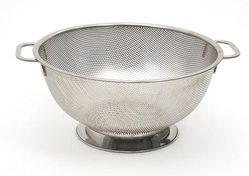 Colanders & Strainers